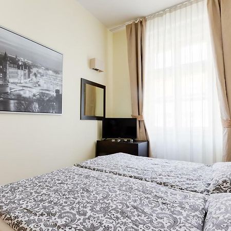 Apartment Hálkova 5 Prága Kültér fotó