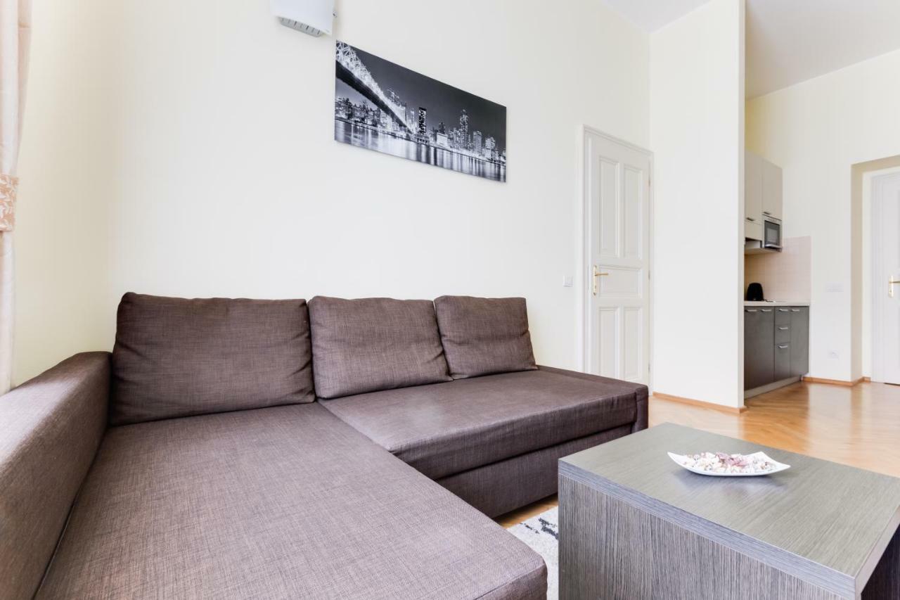 Apartment Hálkova 5 Prága Kültér fotó