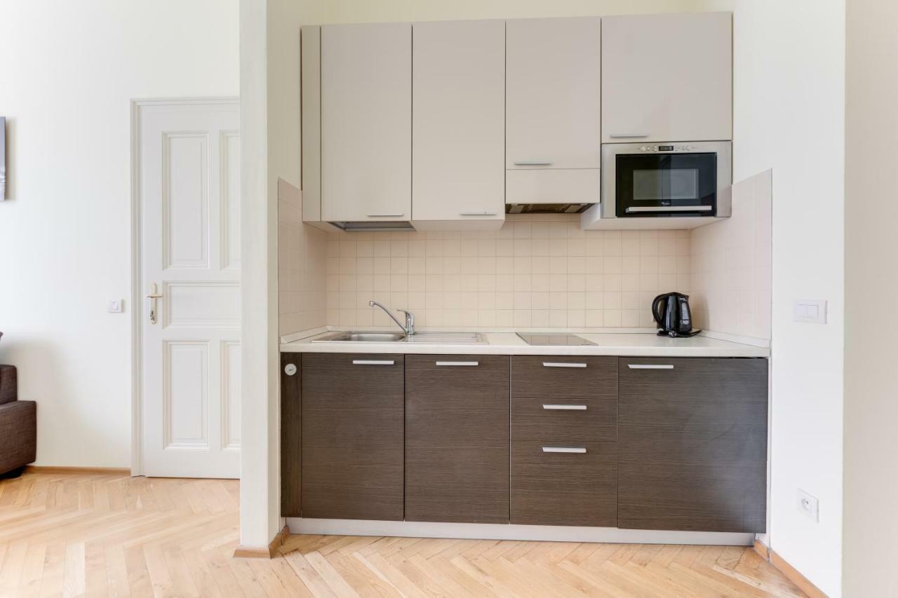 Apartment Hálkova 5 Prága Kültér fotó