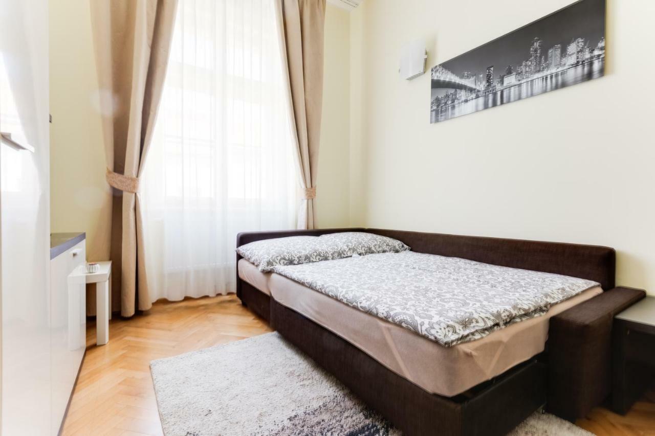 Apartment Hálkova 5 Prága Kültér fotó