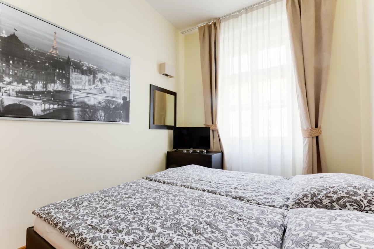 Apartment Hálkova 5 Prága Kültér fotó
